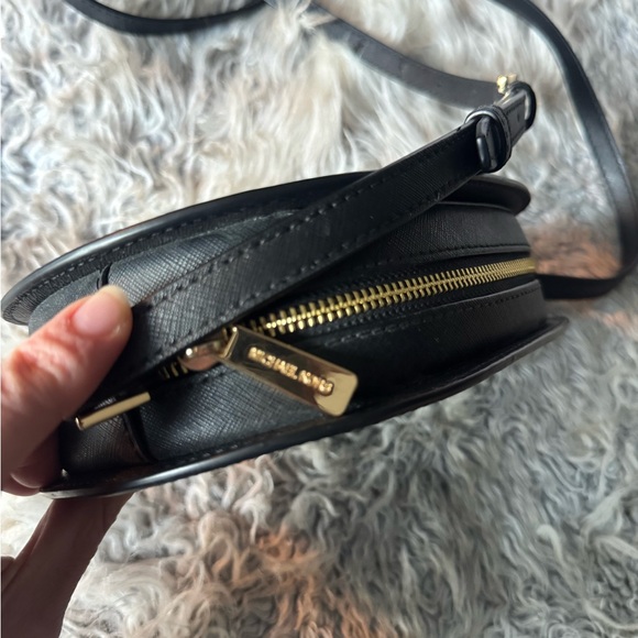 Michael Kors Jet Set Travel Medium Saffiano Leather Crossbody Bag Black - Picture 7 of 9